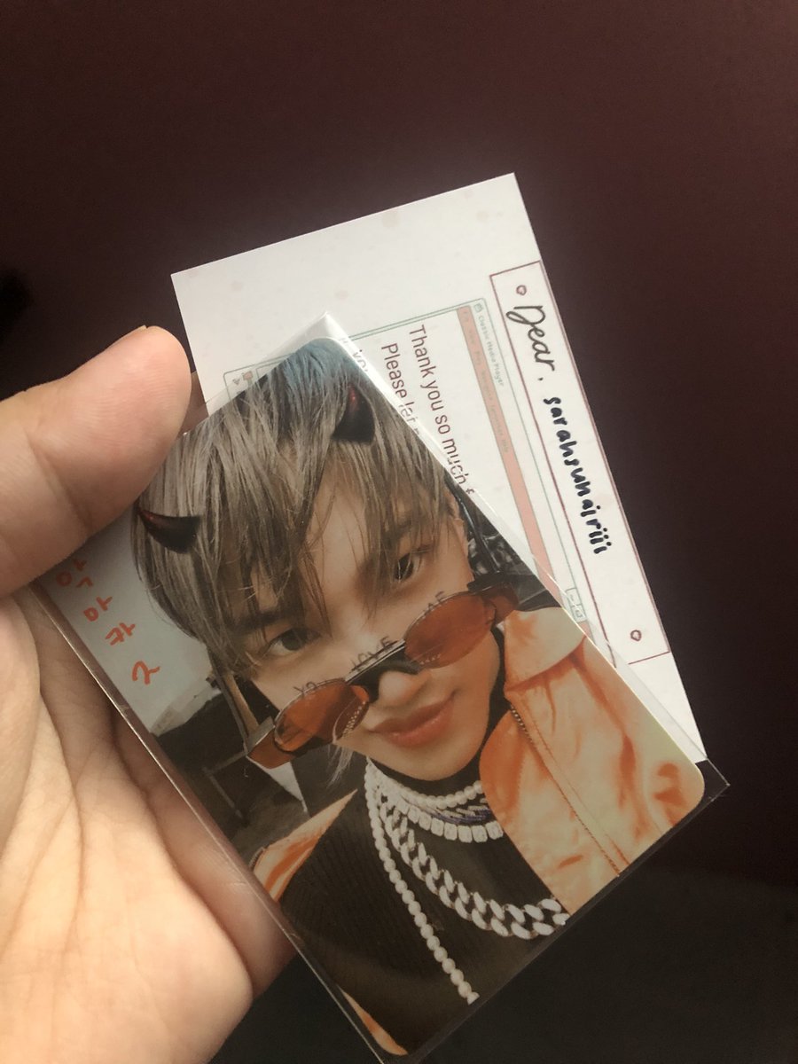 nsarahzs's tweet photo. the devil has arrived!! big thanks to @jonginie0114💗💗 #jonginiefb https://t.co/TdS6QLbcQr