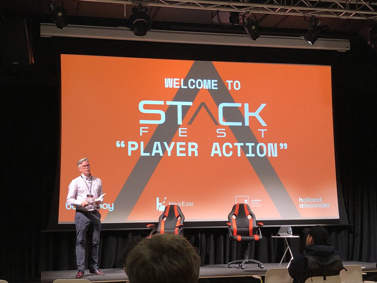 stack_fest's tweet image. Final day of #StackFest 🎮
We’ve got sessions happening in the playbook stage including our @bottlepay Shoutcaster Competition taking place shortly. 
We’ve also got @TeamFordzilla + and their ‘Vanzilla’ in the yard all day!
