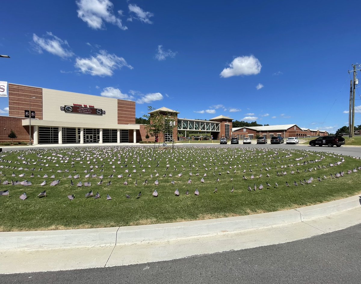 PrinChrisShaw's tweet photo. Very proud of #Sparkman High School students planting flags to remember the victims of 9/11. @SHSSenators @MadCoSchools https://t.co/tegGc5djSx