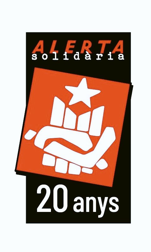 AlertaSolidaria's tweet photo. 👉🏼 Avui fa 20 anys de la presentació d'Alerta, en l'acte de la Diada, al Fossar de les Moreres

✊🏽 20 anys de compromís per ser al costat de totes les que patiu la repressió

✊🏽 20 anys al vostre costat, i els que calgui fins on calgui!

Fent camí, FEM LLIBERTAT
#20anysAlerta https://t.co/D1DupRNns7