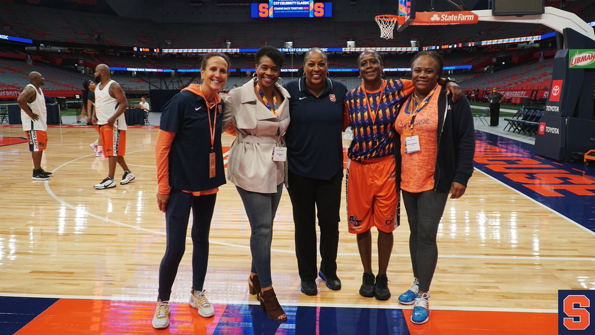 Talk about some of the best Syracuse Women's Basketball to put on the uniform all together for #CBT simply amazing!  @CuseWBB @SUAlumniofColor @UBCoachJack #Orange4Life #CuseNation #OrangeNation #Cuse https://t.co/cXL7K4kFdk