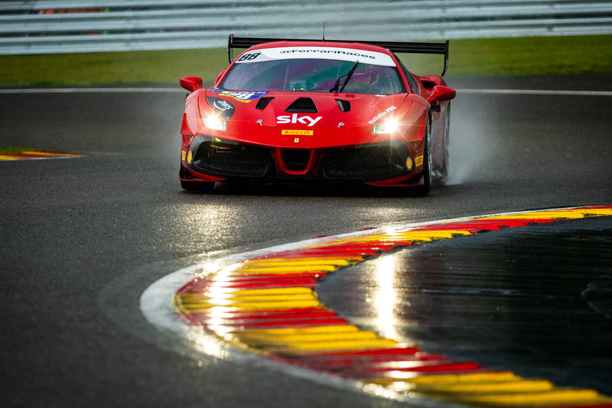 AlKamelSystems's tweet photo. Fun weekend ahead, and we're about to get going! 😏🟢
🇺🇸 #IMSA #IMSAMonterey
⏱️ https://t.co/53au9cOe6m
#FerrariChallenge
🇧🇪⏱️ https://t.co/yG6ZmO1UXy
🇺🇸⏱️ https://t.co/0gBezUpDvU
🇮🇹 #PeterAuto #VallelungaClassic
⏱️ https://t.co/2aYjHQqU5D
#AlKamelSystems #TechnologyByAKS https://t.co/WSw3ASPEJP