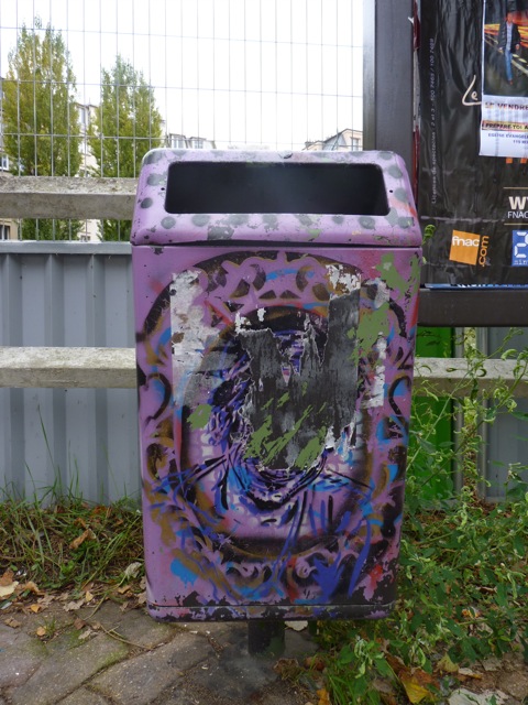 StreetArtBot's tweet photo. "Angle rue neuve - avenue Paul Vaillant Couturier"
Epsylon Point, XX cent. https://t.co/eAZJrP8Bpe