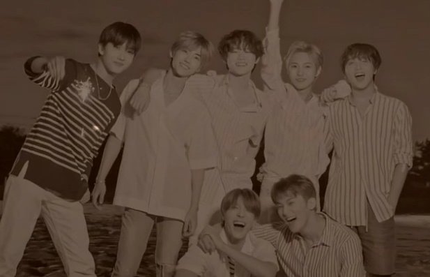 "Debu yang kembali tertiup angin"

- NCT Dream Alternate Universe 

©seeanies