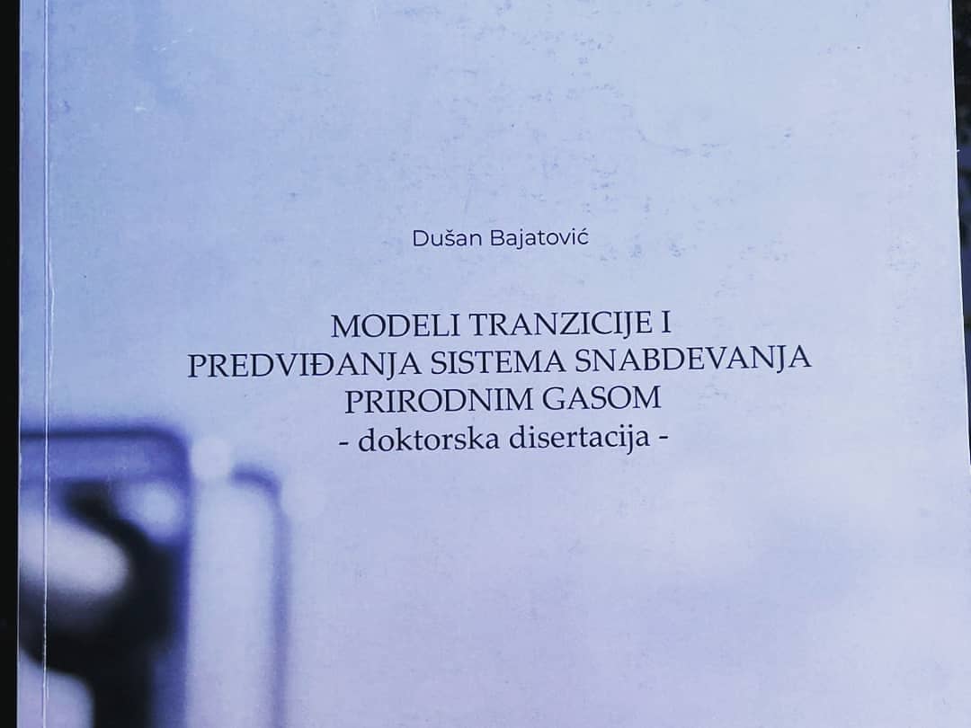 POdborSPS's tweet photo. Doktorska disertacija odbranjena! 💪💯

Dobar menadžerski alat, za svakog ko hoće da se upozna sa savremenim tokovima energetike i da se bavi predviđanjem cene i potrošnje prirodnog gasa uz pomoć treniranih neuronskih mreža. 

#dušanbajatović #dusanbajatovic #sps #socijalisti https://t.co/9yaYqW8D1o