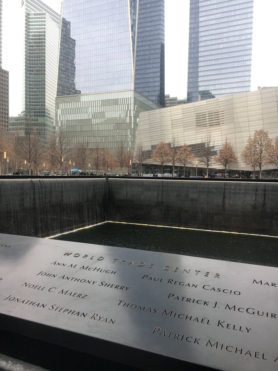 Clairedevlin92's tweet photo. 20 yrs since the world stood still #911Anniversary https://t.co/vUZFxMnMXe