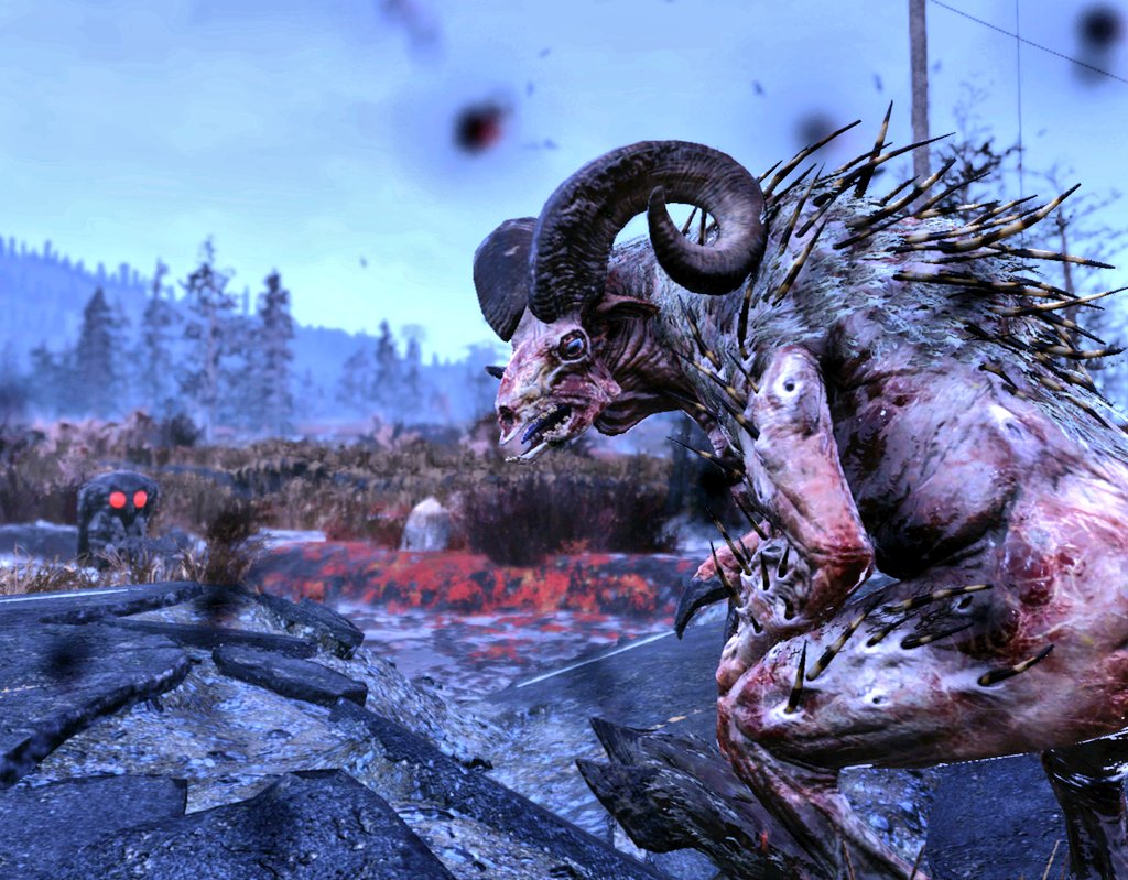 HeyItsMayor's tweet photo. ⚠️PSA: Should You Encounter Two Cryptids Fighting In The Wasteland,  Stay Out Of Sight. Odds Are They'll Agree To End You First!⚠️

#fallout76 #Mayor4Watoga #bethesda #fallout #Photomode #mothman #sheepsquatch https://t.co/flw7moB8zf
