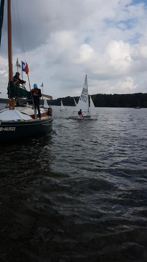 flowsailer's tweet photo. Jugendrevierwettfahrt auf dem Zeuthener See https://t.co/f8qOo3dsod