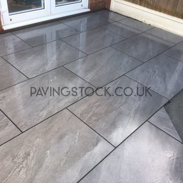 Our Porcelain paving is made from stunning natural materials.
✅ pavingstock.co.uk (link in bio)
#pavingstock #pavingstockuk #porcelainpavings #porcelain #grey #gardengoals #gardensofinstagram #sandstone #naturalstone #gardendesignuk #ukgardens #planks #lovelyclients
