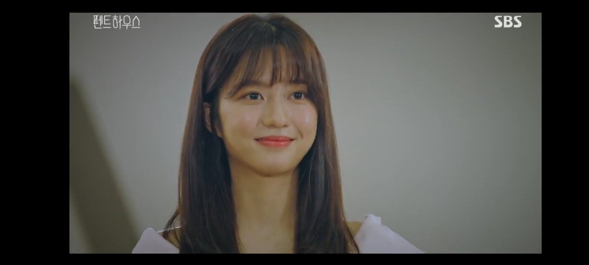 DyahErning's tweet photo. I still don't like the fact that writernim made Rona suffers through 3 seasons, so I made this fandmade story.
Ha Rona's life [A Thread]

Named Ha Rona. She is the daughter of Ha Yoonchul and Oh Yoonhee 
#KimHyunSoo 
#YoonJongHoon 
#Eugene https://t.co/kpHUoNomYH