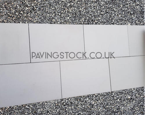 Our selection of outdoor porcelain paving slabs have been designed to emulate the look and feel of real natural stone and have been specifically manufactured for external use.
✅ pavingstock.co.uk 

#pavingstock #pavingstockuk #porcelainpavings #porcelain #grey #gardengoals
