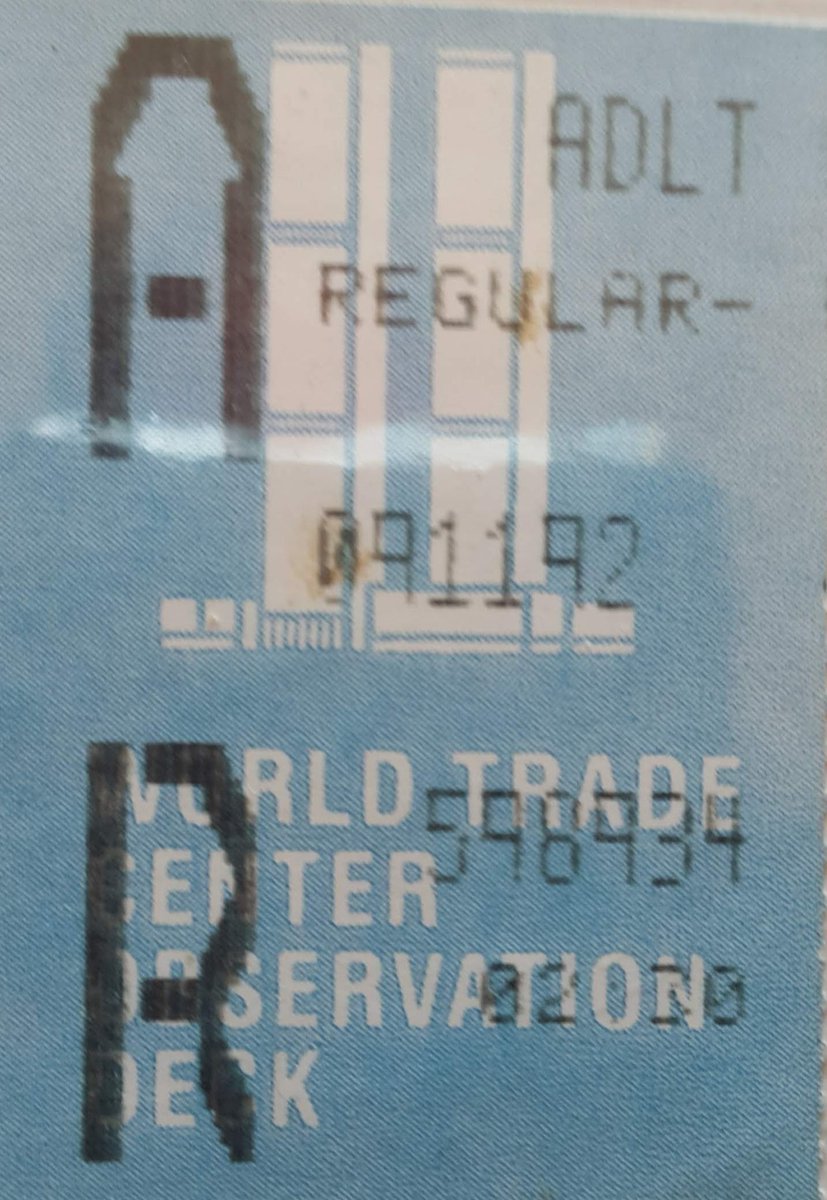 aljomaes2010's tweet image. Hoy #11S 1992 subí,como cada vez que visité #NYC ,al mirador del edif sur, #2WTC ,el 1ro que se derrumbó. Era una maravilla disfrutar de sus vistas. Entonces me sentía mucho más libre que ahora
Hace 20 años el islamismo atacó a todo Occidente y ahí siguen. No hay peor ciego...