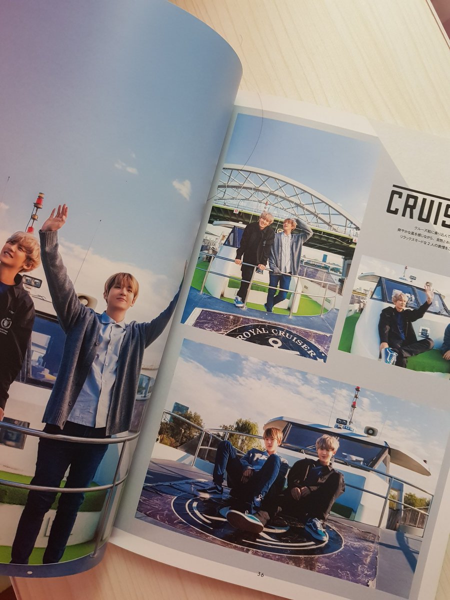pupsiclestore's tweet photo. wts lfb ph onhand 

EXO L Japan Official Fanbook Vol. 9
(with chanbaek cruise pics)
- Php 1,100 + sf

🏷tags: exo baekhyun chanyeol kai suho sehun chen do xiumin lay https://t.co/gLiC8uHRmd