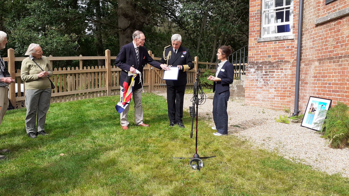LandmarkHistory's tweet photo. A very satisfying afternoon yesterday returning to @LandmarkTrust #SemaphoreTower  #Surrey to thank our wonderful donors for all their support - and the moment you realise we really have saved a building for posterity . Great to have reps from the Royal Navy Signal Corps too! https://t.co/vq8hg7C1MW