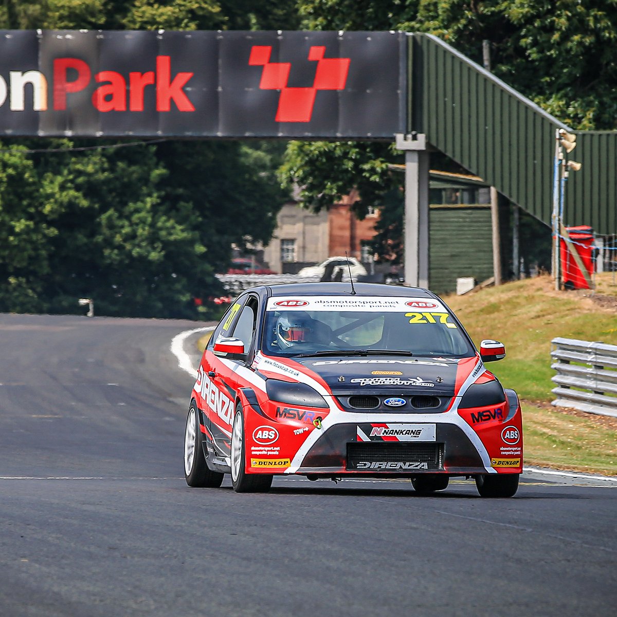 DirenzaUK's tweet photo. Just two weekends remain of this years @focuscupracing Championship. Next up is a Brands Hatch DOUBLE HEADER! ππ΄
πΈ: @sarahhallmsport
#direnza #direnzaperformance #ford #fordfocus #focuscup #st #focusst #mk2focus #motorsport #brandshatch #photography #build #modifiedcars https://t.co/8nYhjUsiGS