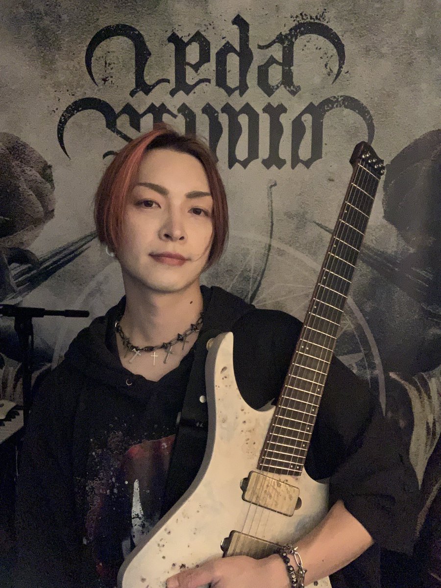 DELUHI レダ　LEDA チェキ　　デルヒ DELUHI レダ LEDA チェキ デルヒ 駿河屋 -<中古>DELUHI/Leda(レダ)/膝