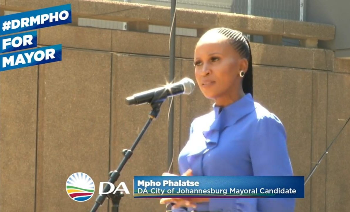 tsepomhlongo's tweet photo. Woza November 1 #LGE2021 #VoteForDA.#DrMphoforMayor @MphoForMayor @mphophalatse1 https://t.co/X6t4723iGK