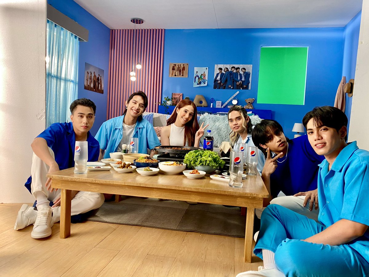 jaydaavanzado's tweet photo. behind the scenes of my @pepsiphl commercial with @SB19Official vlog up now on my youtube channel! https://t.co/iFPUTjr3kf #PepsiHitSaSarap

JAYDAxSB19 PepsiTvcBts https://t.co/O9M2Zz8KHm