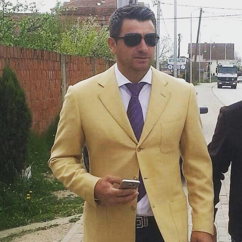 RSakica's tweet photo. Tbana ifamshum se qe 500vjet spasna pustu foto https://t.co/Vvgd7JXDpG