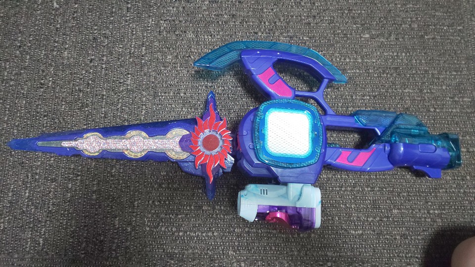 Kirihara オーインバスターの謎の穴はこういう事ですね わかりません 仮面ライダーリバイス T Co Evwltxdqxy Twitter Kirihara オーインバスターの謎の穴はこういう事ですね わかりません 仮面ライダーリバイス T Co Evwltxdqxy Twitter