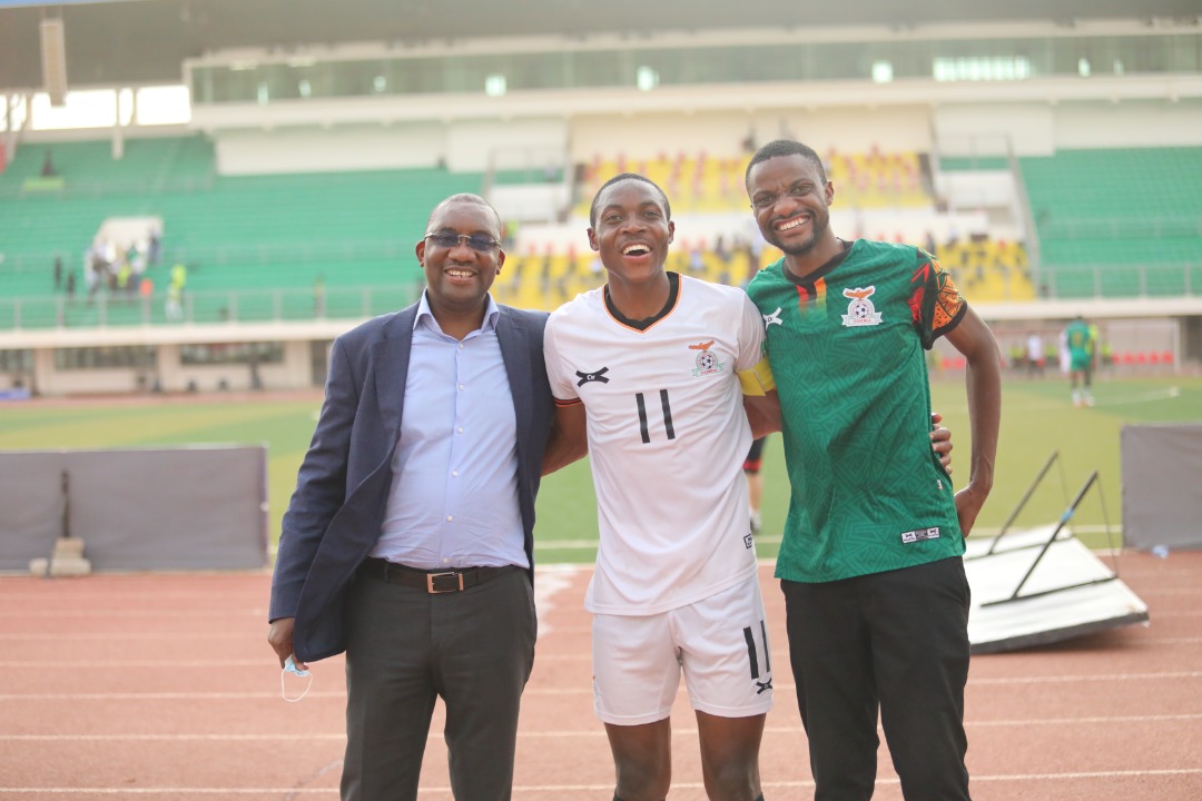 MKapyanga's tweet photo. Good Start to the #Qatar2022 World Cup qualification journey Team #Zambia 🇿🇲

Congratulations @FAZFootball. All smiles 😀 https://t.co/x7WVOnJci0