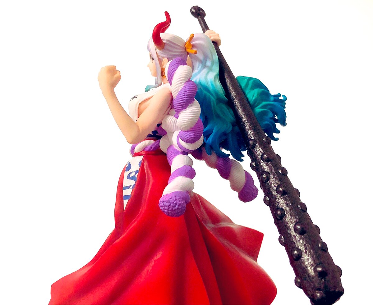 ガチャマニア ワンピースフィギュア 一番くじ ワンピース Vol 100 Anniversary ラストワン賞 ヤマトフィギュア 待望のフィギュア化 造形も良いですがラストワン賞ということもあり彩色にもコストがかけられていますね ヤマトは今後色々出ると思います