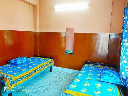 kolkata_ads's tweet photo. Girls/Ladies #PG - Single, Double &amp; Triple sharing rooms (Furnished) available at Ganguly Bagan.

More Details : https://t.co/JcHzuObAgE

#Real_Estate #PG_Accommodation https://t.co/eXUtc34xES
