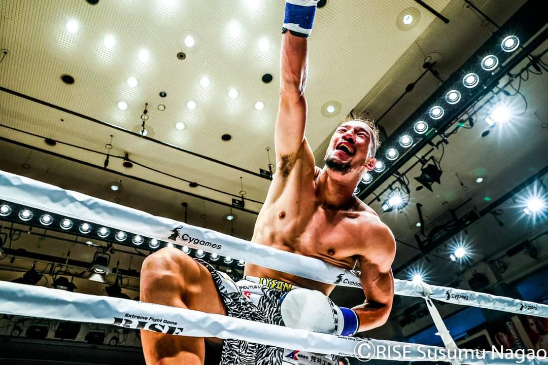 tyson_maeguchi's tweet photo. 1年前は森ちゃんとガチった日でした。
まさか1年後は引退してるなんて思ってなかったけど、またこのくらいまたガチれるようにします💪💪💪
https://t.co/EegWjebYOl
#ぱわぁ #ハードヒット #RISE143 https://t.co/4BEEAxPkRR