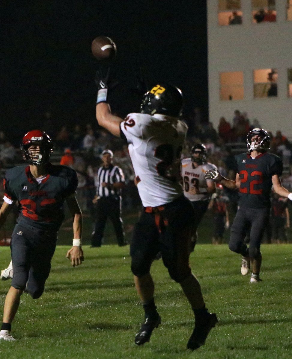 🏈 Ridge View wins over East Sac County 38-14. Way to go, Raptors!