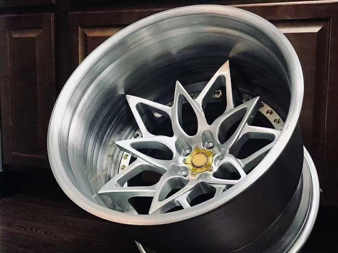Do you want all eyes to be on your car?Do you want to have deep concave shape wheels?
It will be your best choice, lotus like elegant appearance,exaggerated styling,gorgeous colors, and an incredible low price, this is a crazy wheel - belong to you.
whatsapp+8618248967820
#wheels