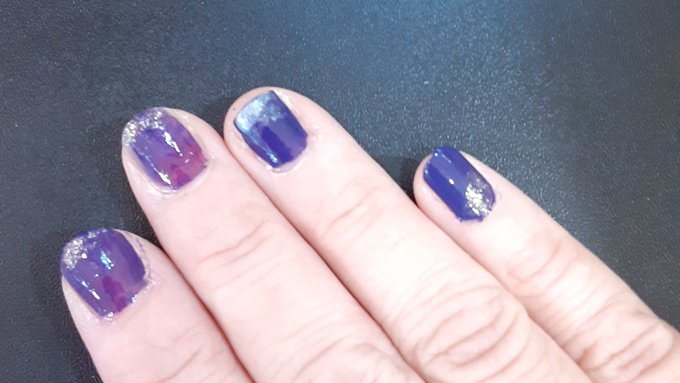 胡粉ネイルのtwitterイラスト検索結果