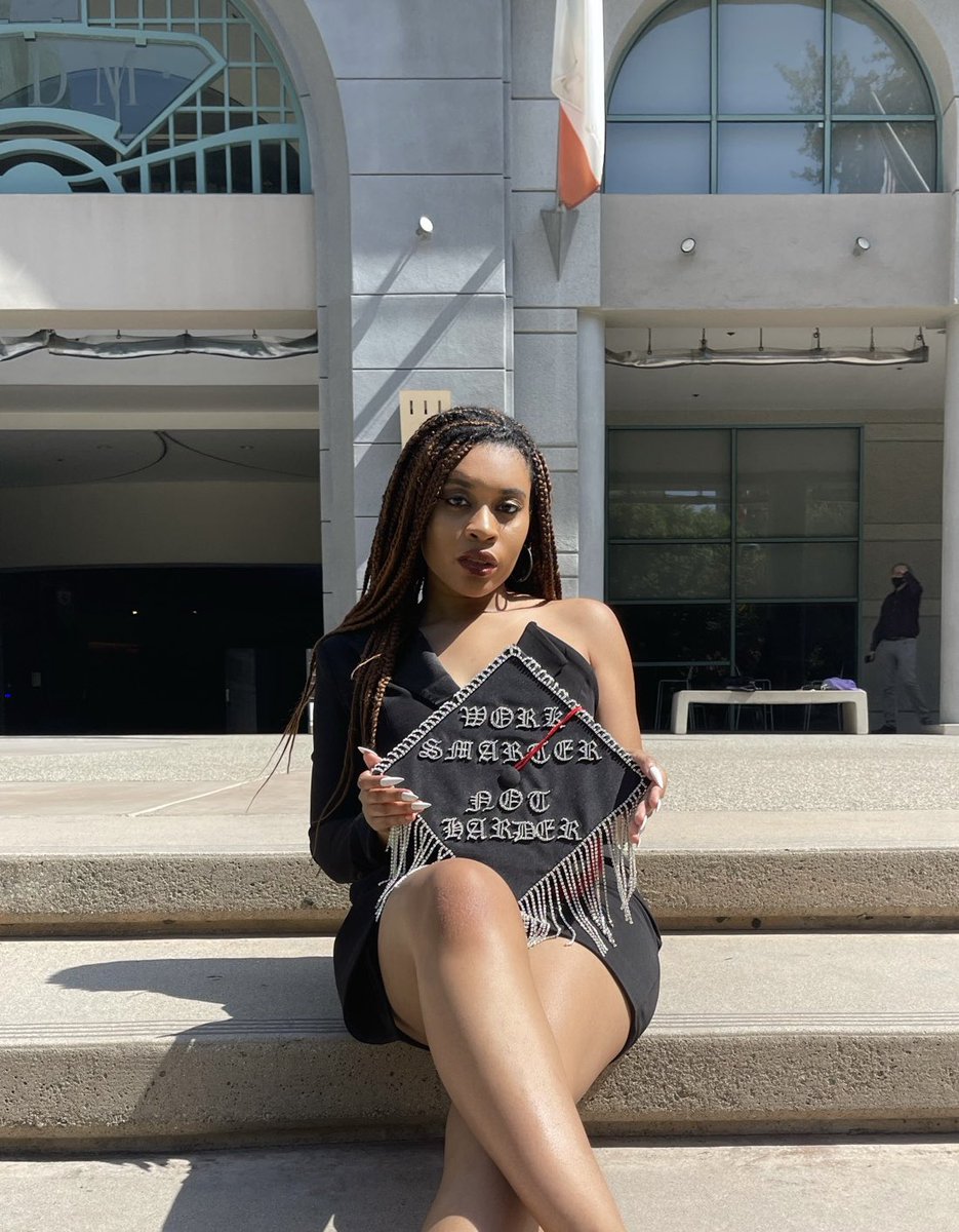 Thatssosavv's tweet image. Cause I’m obsessed how my grad cap came out Imma post it here too🥺 FIDM class of 2021 Bachelors of the Arts ✨#fidm #fidmgrad