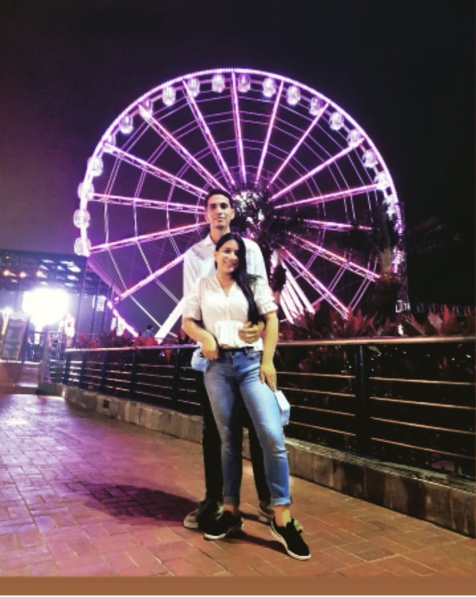 YuceOrtiz's tweet image. Por favor ayúdenme a difundir acaban de secuestrar a mi hno y cuñada, son los de la foto, lo sé porque me escribieron pidiendo q deposite dinero a su cuenta! Please les ruego ayúdenme dando rt si alguien los ve avísenme. No andan en carro, seguro los llevan a cajeros automáticos