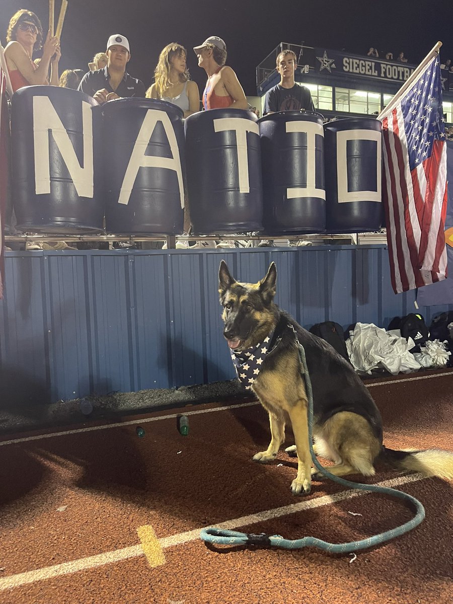 Win or lose I love Friday Night Lights with my Stars! <a href="/SiegelHighStars/">Siegel High School</a> @creasyl_shsprin @starscheering