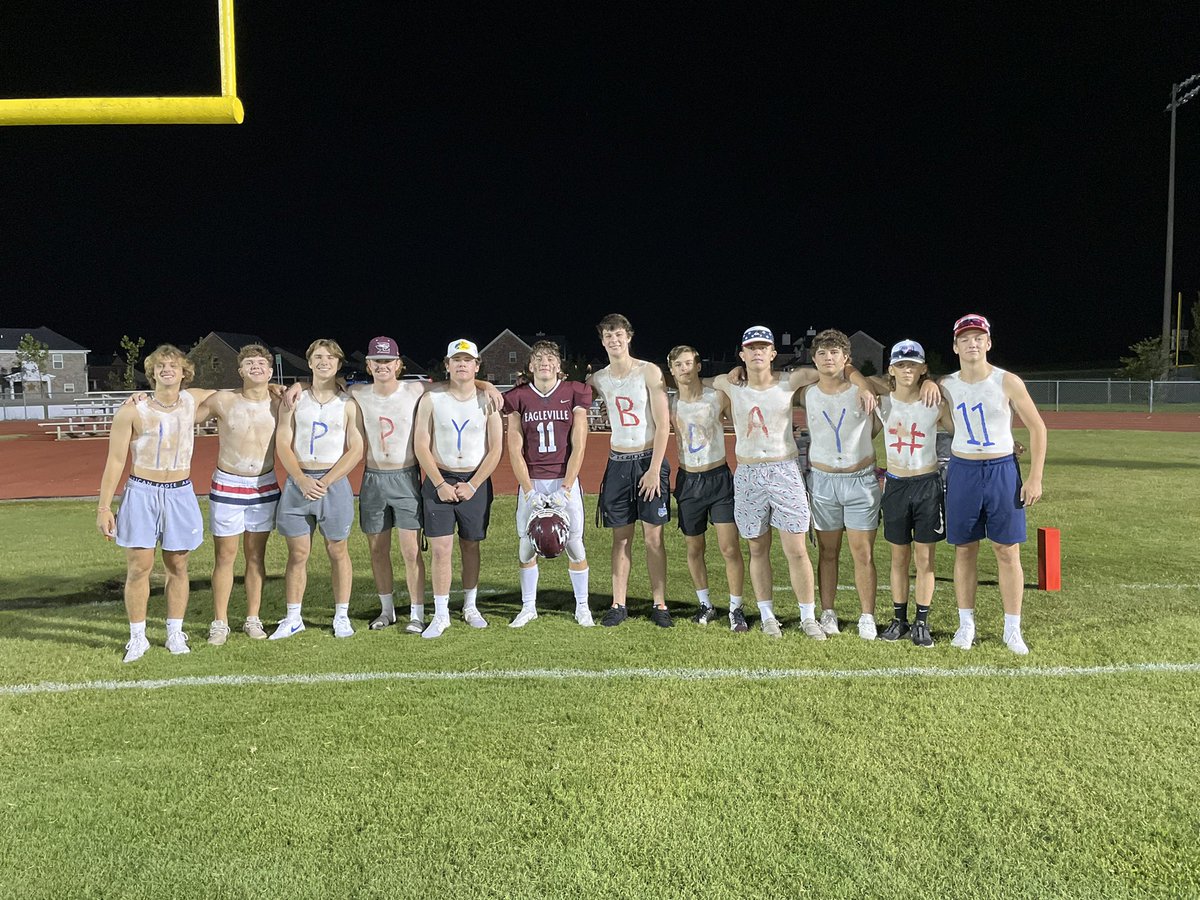 EHS Student Section tweet media