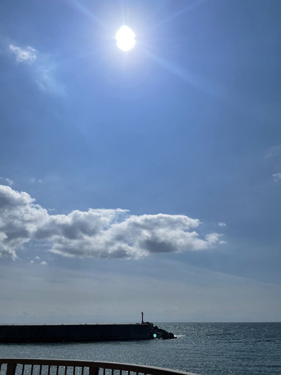 666massan's tweet photo. プラプラお散歩ミニツー🛵
#豊浦町
#Harleydavidson
#fltri
#イマソラ https://t.co/4UmuXwLC50