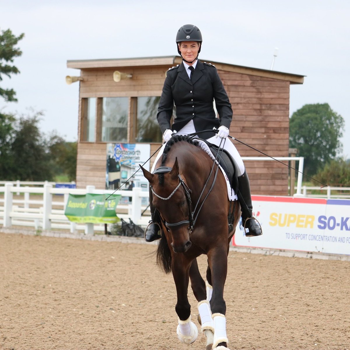 Echristine02's tweet photo. Well Mr Darcy and I didn't completely disgrace @SuffolkFire coming home with 3rd places in our classes @ForcesEquine. Fantastic few days, meeting some wonderful people from other services and by pure fate we were stabled with @SuffolkPolice blue light collaboration at its best!😂 https://t.co/mo2xQ6YKn4
