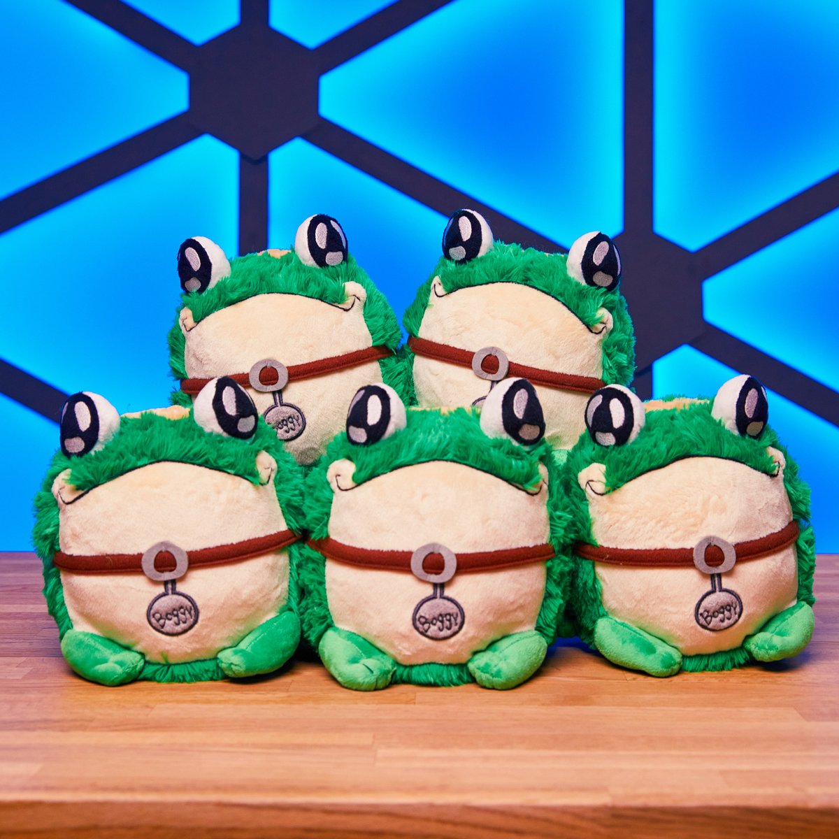 dropout's tweet image. Disappointed we sold out of Boggy plushes so quickly? GOOD NEWS! We've got a few extra to give away!

Quote-RT this with your favorite Dimension 20 (@dimension20show) quote and use the hashtag #BoggyGiveaway and you might get selected!