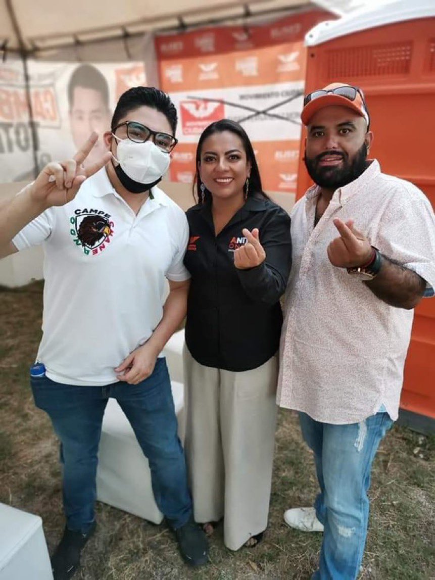 JoeQuimby_mx's tweet photo. @SadimLopez Las nalgas de #FelipeCalladon se fueron al mismo lugar que las piernas y las nalgas del #PANpechaneando

Al basurero de la historia 🤎 https://t.co/g8UzIPOpC5