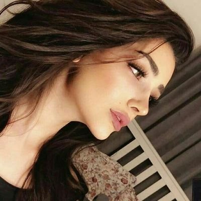 n___n4422's tweet photo. مادام ف السمااء من يحميني 
فليس ف الأرض من يكسرني 

#ترافه_روح 😉 https://t.co/c1QapnVqcj
