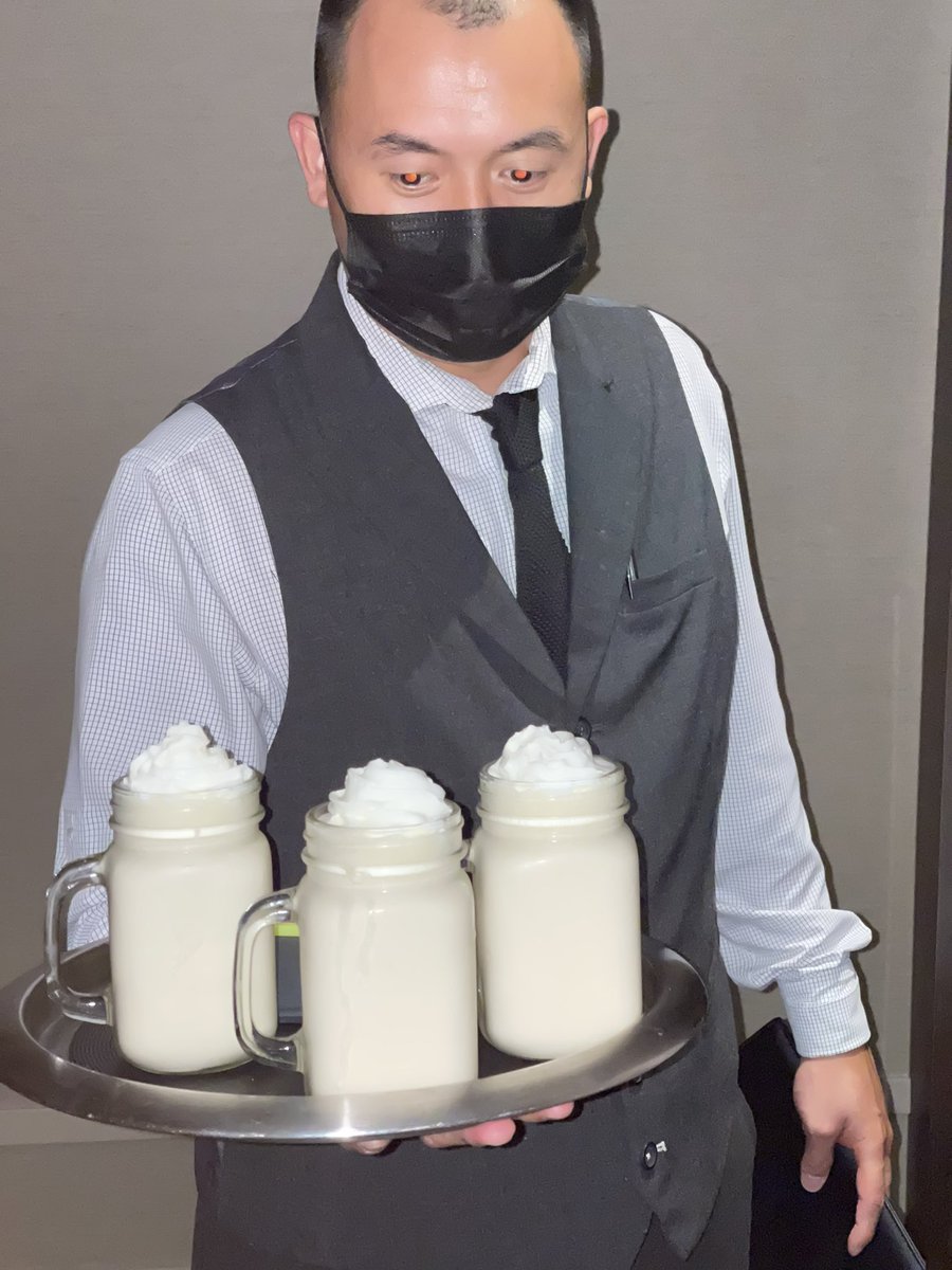 DezBryant's tweet image. Whenever the Cookie 🍪 Milkshake!!! Get ordered..My focus is on NFTs 😂