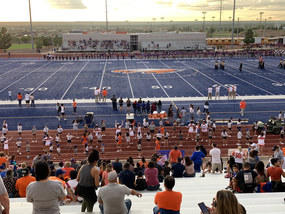 CanutilloHSCheer tweet media