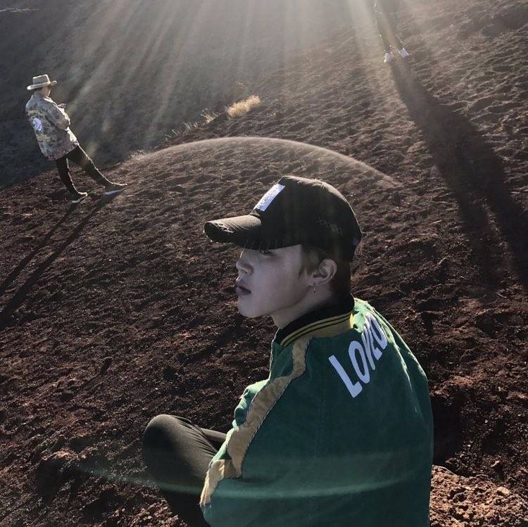 <a href="/TEAMXJM/">╺𖠵˻ ᱸ ˳ team jm 🐍 ˳ᱸ ˼𖠵╸</a> 🖤 . เบรคอิทเอ้าท์ / @hellojrxjm / จีมิน
🖤 . @adsxpmai 
🖤 . แนบรูปจีมินที่ชอบo: