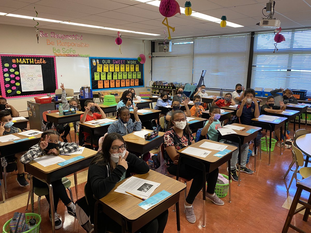 _Sara_Bender's tweet photo. What a great first “week” back at school! I’m excited to work with my new co teacher and for the fun year ahead with our fifth graders! We are all loving our tropical classroom community.🍍🦩🌴🌺 #teachnb #5thgrade https://t.co/NBd0Ivum7G