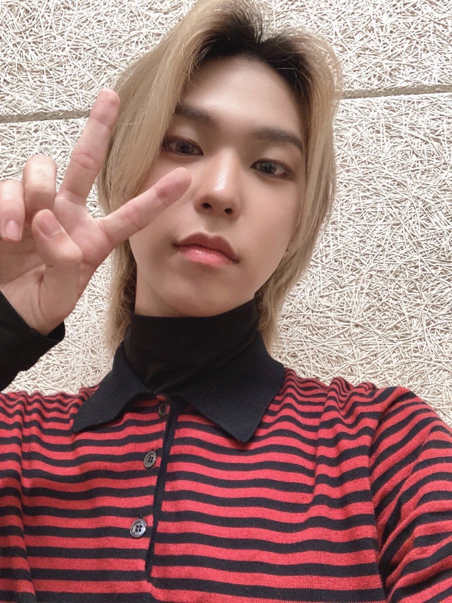 GHOST9OFFICIAL's tweet photo. [#이신]

빨간 맛🍎 https://t.co/PPnyM0E81E