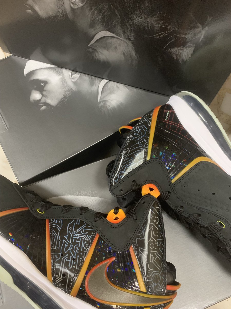 mrbombastic tweet media