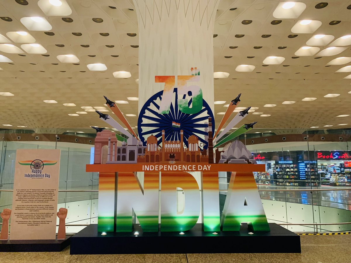 odissidancing's tweet photo. Mumbai Airport on 75th Independence Day! Absolutely beautiful!! #indian #indianindependenceday #15thaugust2021 https://t.co/jv0xVcvySB