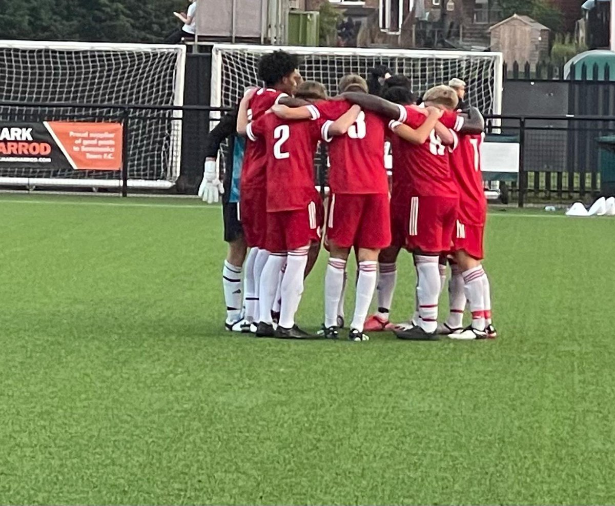 wellingunited's tweet photo. SCHOLARS | Congratulations to @fcwelling Scholars who’ve progressed to the next round of the FA Youth Cup following a 1-0 victory over @SevenoaksTownFC last night. 

Lewis Haywood producing the winner. 

Well done lads!

#WeAreWings https://t.co/Xf3gwGLWaG