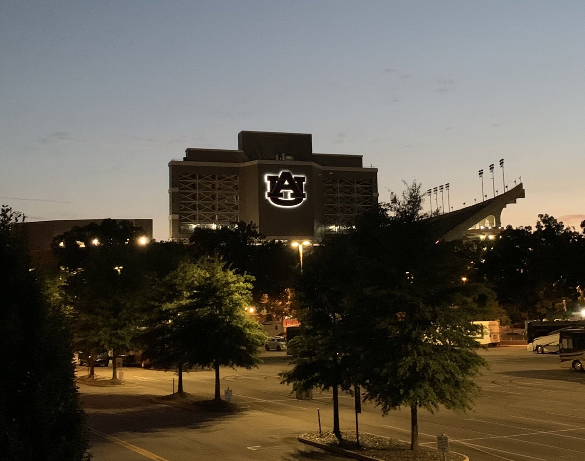 Scott_Carter16's tweet photo. Season 13 of Scott Carter Football. Also, season 13 of getting to campus 12+ hours before a night game. #OpsLife #OpsProblems https://t.co/kLyDs8Kf9I