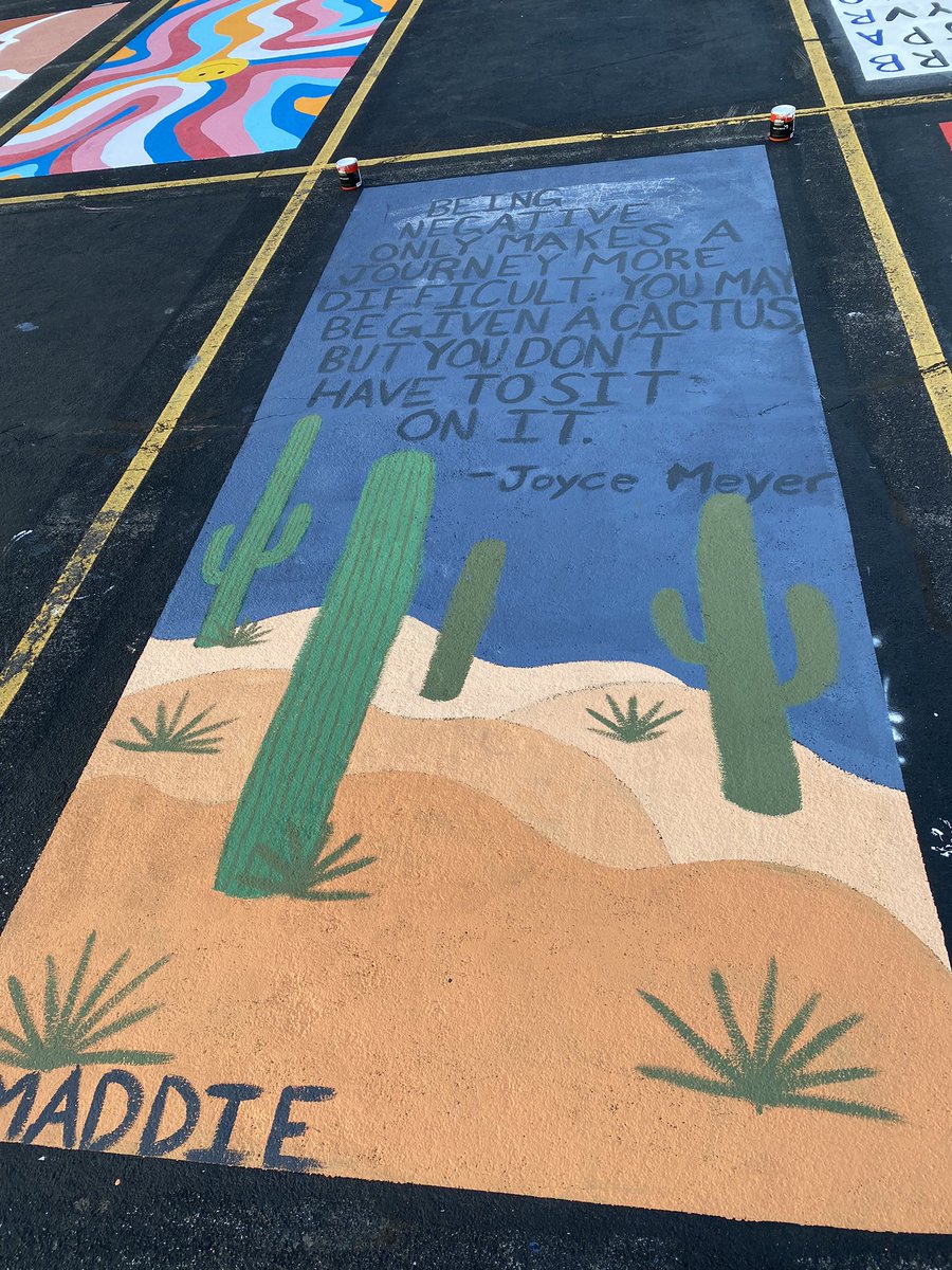 JKorz1's tweet photo. Class of 2022 gets creative while cultivating an effective mindset! #VisionLed #NeverSettle #EffectiveHabits #BCSD https://t.co/xVjTS6p9Av